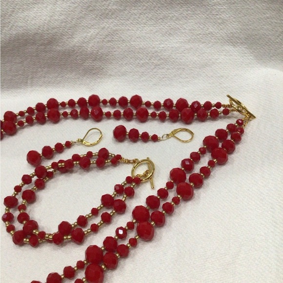 Elegant Vibrant Red Glass Beaded Necklace, Bracelet, & Earring Set - Picture 9 of 9
